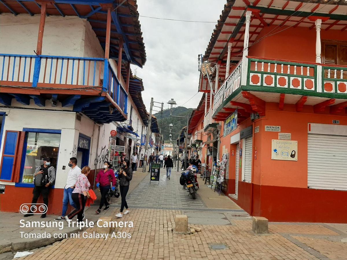 Apartamentos Turisticos El Zipa Zipaquirá エクステリア 写真